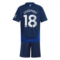 Echipament fotbal Manchester United Casemiro #18 Tricou Deplasare 2024-25 pentru copii maneca scurta (+ Pantaloni scurti)